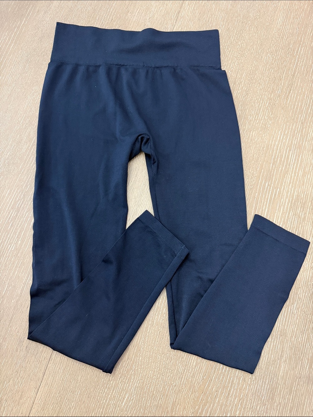 HUE Navy Leggings - Stretchy Everyday Bottoms